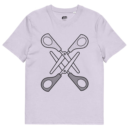 Lila T-Shirt met een afbeelding van twee scharen, ontwerp door Matzwart en verkrijgbaar bij cadeauwinkel 'A Given Horse'. Voorkant.